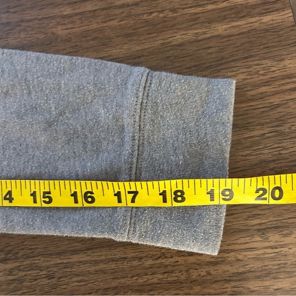 PINK Victoria's Secret Gray and Black Quarter-Zip Top - Picture 10 of 10